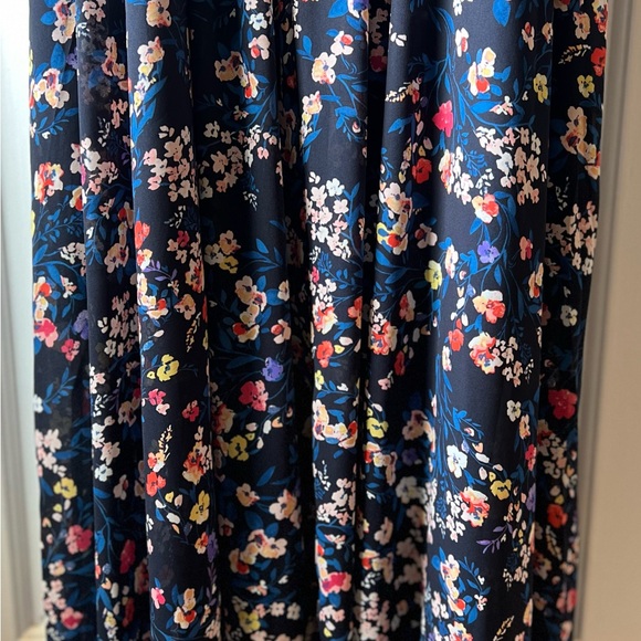 Ann Taylor Dress, NWT, Size 4 - Picture 3 of 6